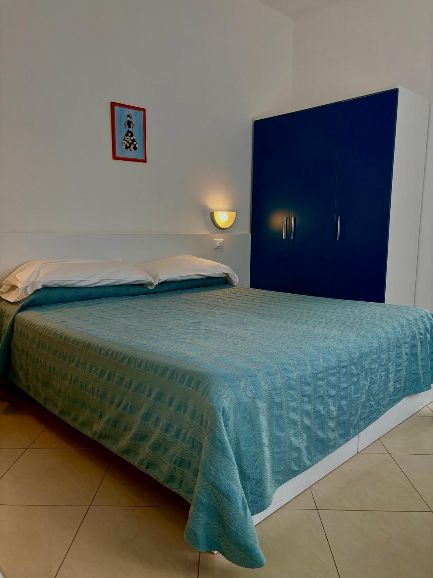 Hotel Fortuna Чоджия Екстериор снимка